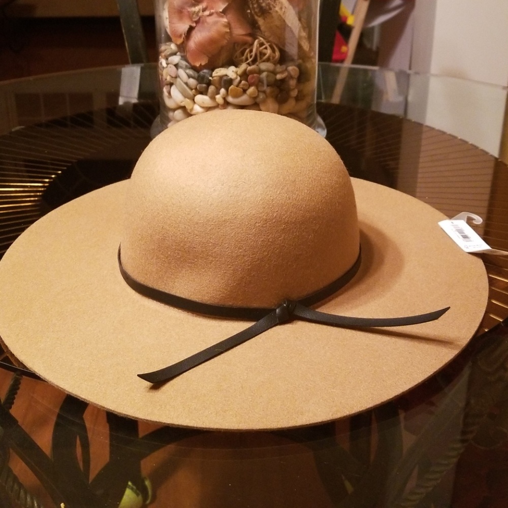 Old Navy Wool Floopy Hat